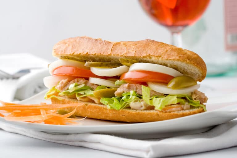 Tuna Egg Sandwich